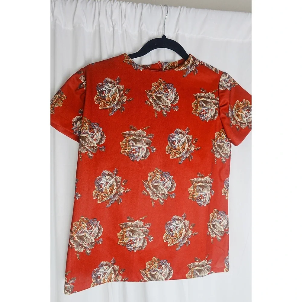 Vintage Womens Boho Blouse Red Top Sz Sm Floral Polyester Short Sleeve‎ Zipper